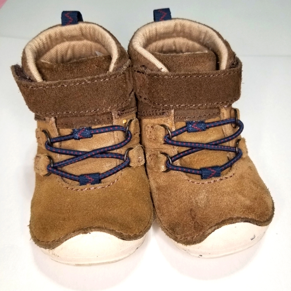 Boys Brown Stride Rite Boots size 5